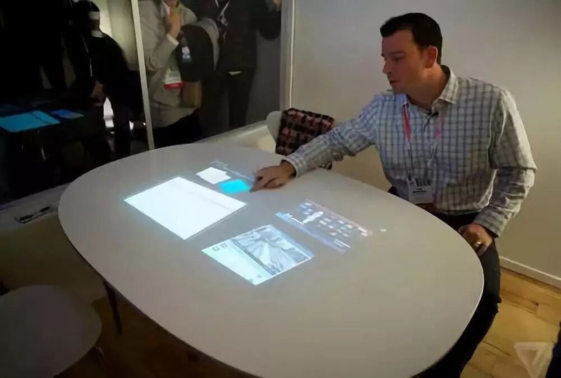 Multi-User Interactive Tabletop Touch - Interactive Touch Table Terminal