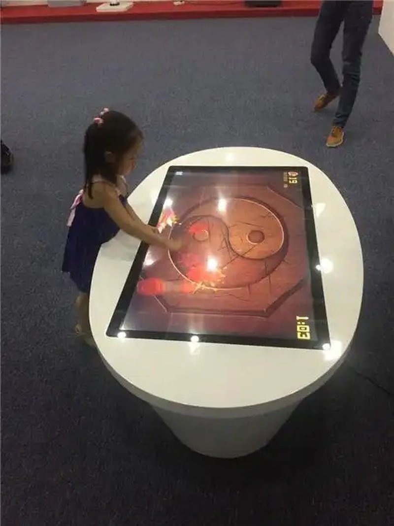 Object Recognition Touch Table Applications - Interactive Touch Table Terminal